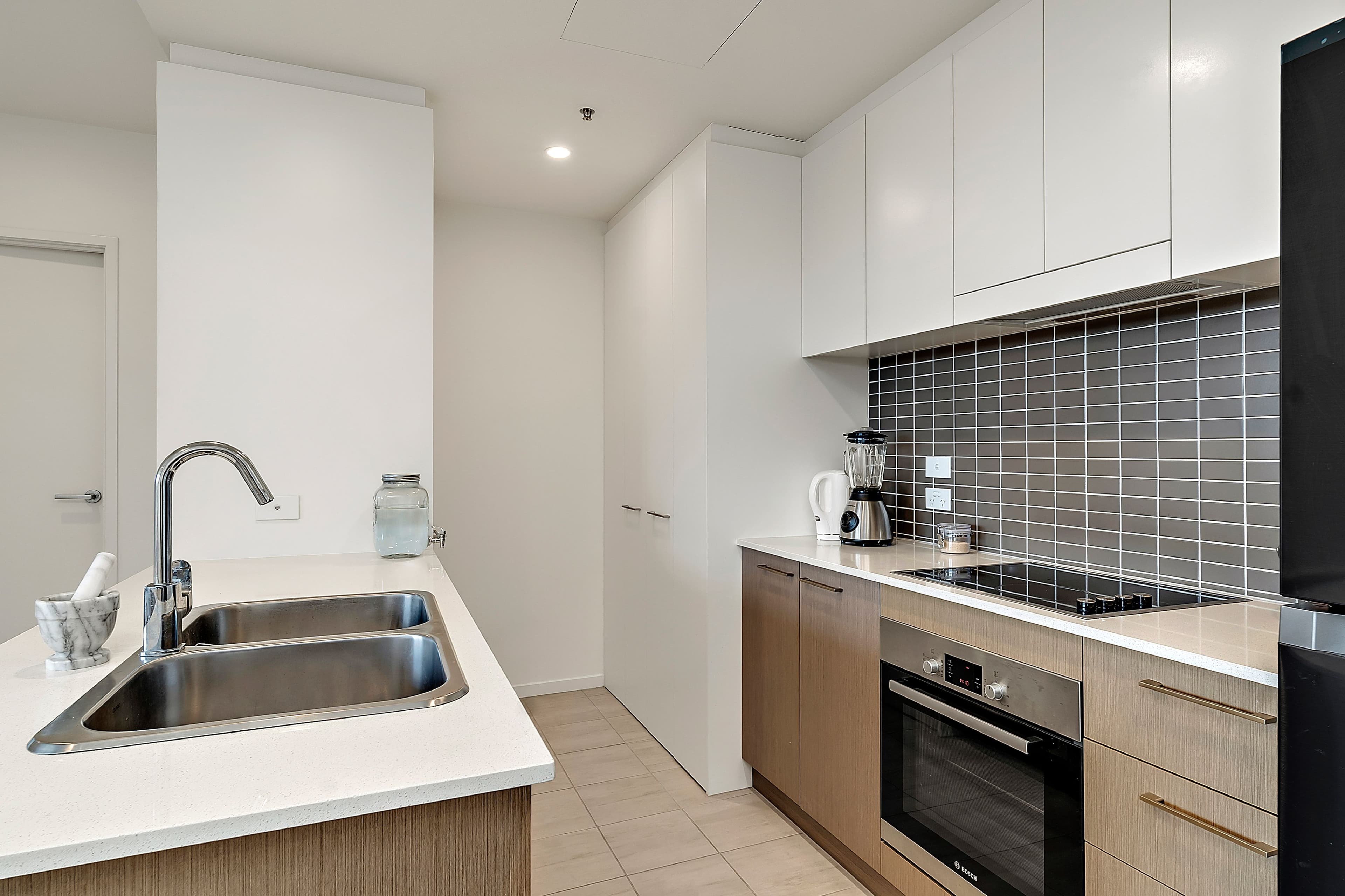 7 Irving Street, Phillip ACT 2606, Phillip - Thumbnail 4