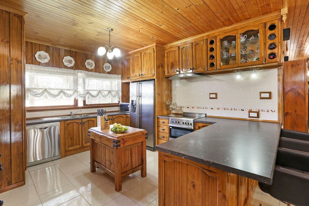245 Windermere Road, Lara VIC 3212, Lara - Thumbnail 3
