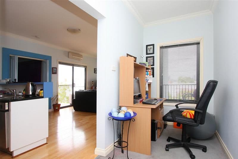 149-151 Glenlyon Road, BRUNSWICK VIC 3056, Brunswick East - Thumbnail 4