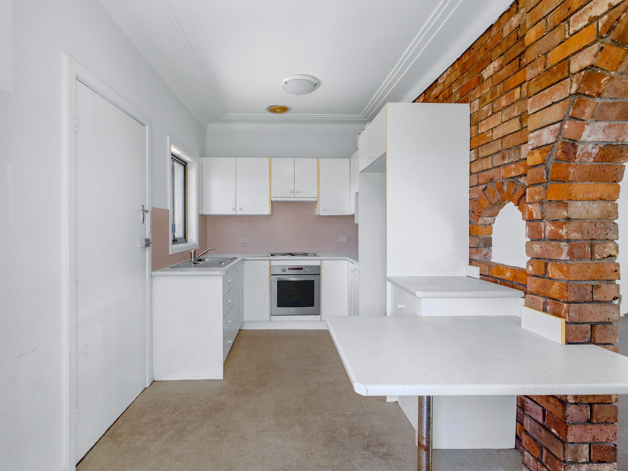 14 Chesham Parade, Glenfield NSW 2167, Glenfield - Thumbnail 3