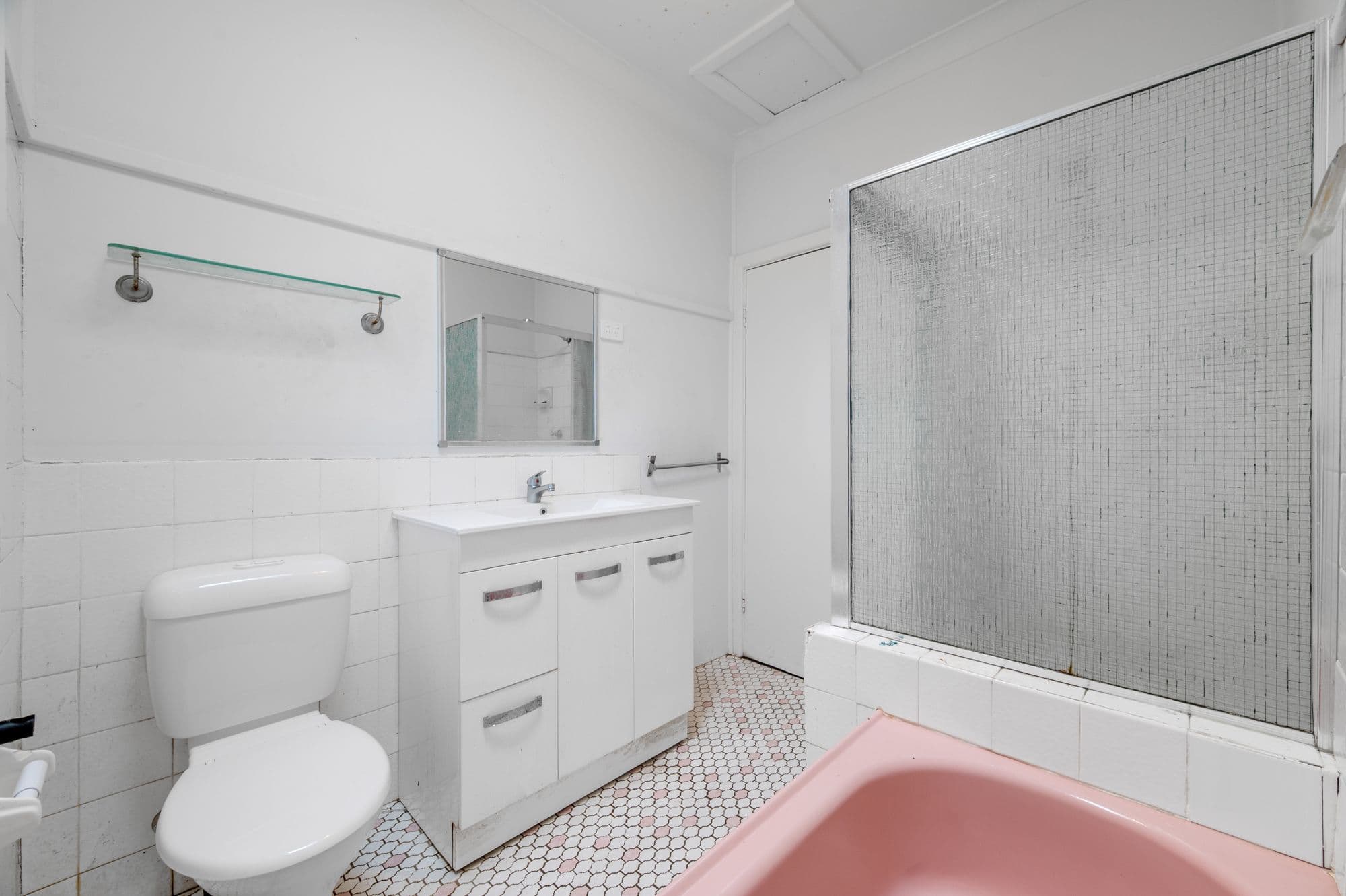 14 Chesham Parade, Glenfield NSW 2167, Glenfield - Thumbnail 7