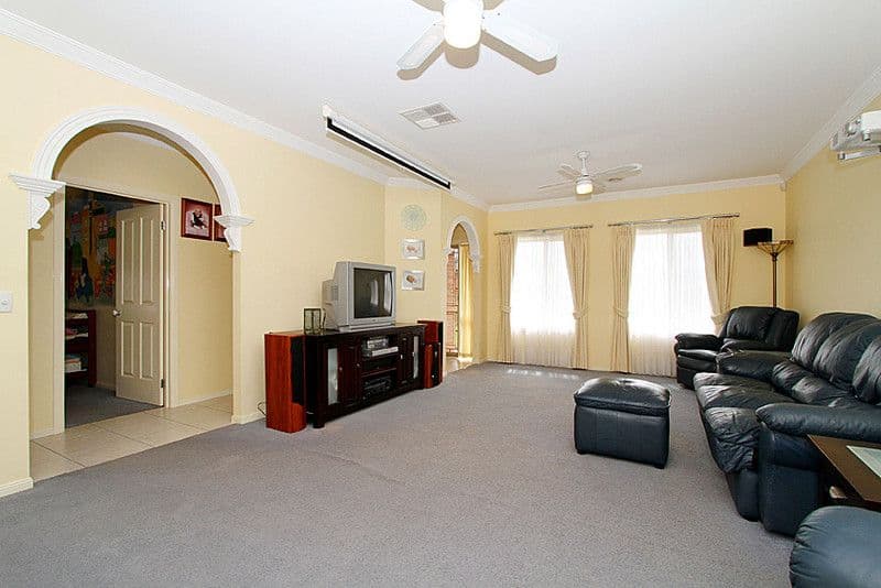 3 Londres Way, SOUTH MORANG VIC 3752, South Morang - Thumbnail 4