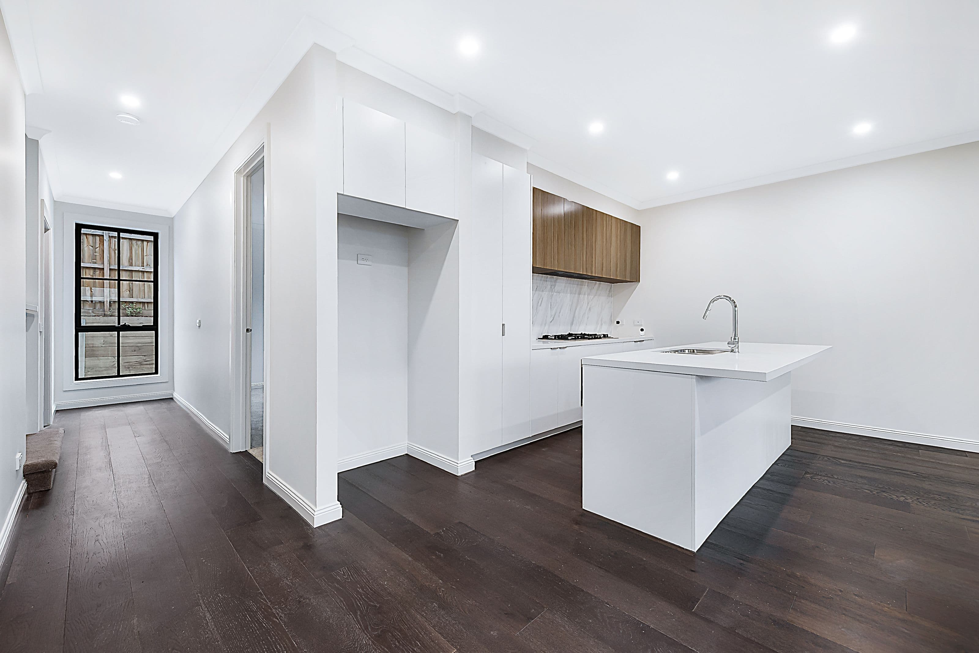 3 Adrienne Crescent, Mount Waverley VIC 3149, Mount Waverley - Thumbnail 2