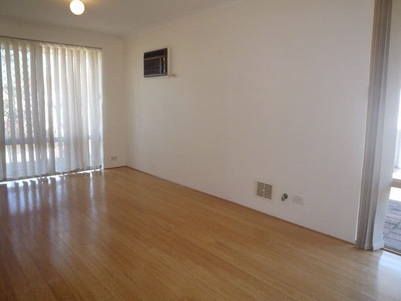 19 Salmon Gum Grove, BEECHBORO WA 6063, Beechboro - Thumbnail 3