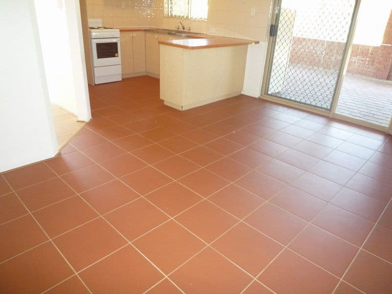 19 Salmon Gum Grove, BEECHBORO WA 6063, Beechboro - Thumbnail 5