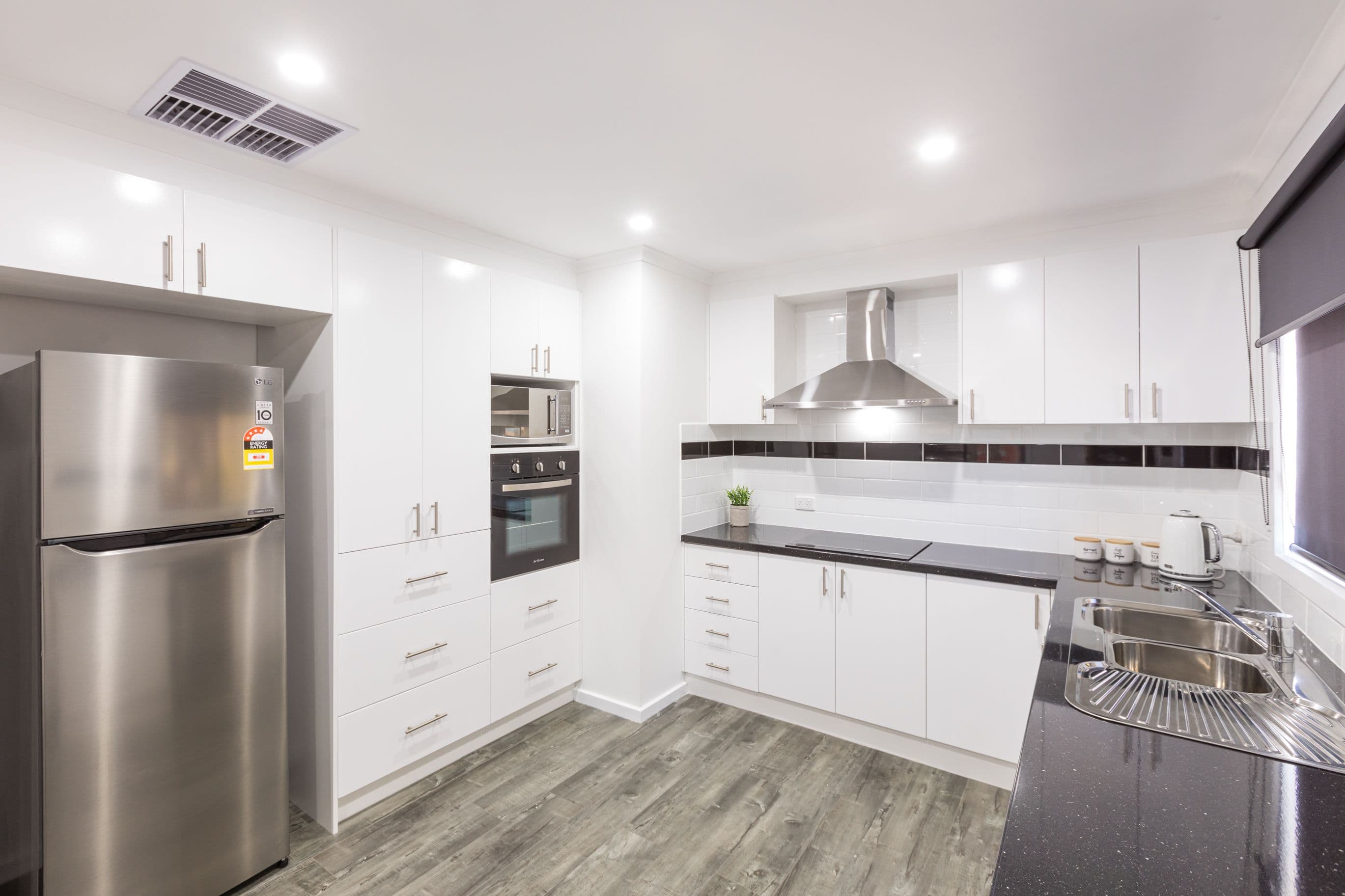 58 Eighth Street, Mildura VIC 3500, Mildura - Thumbnail 2
