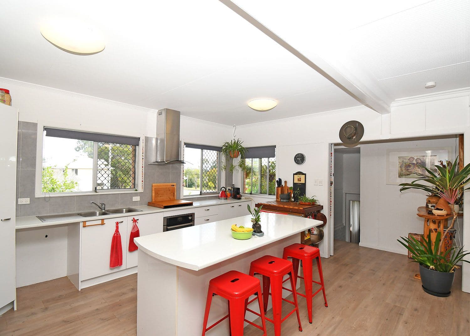 309 Torquay Terrace, Torquay QLD 4655, Torquay - Thumbnail 6
