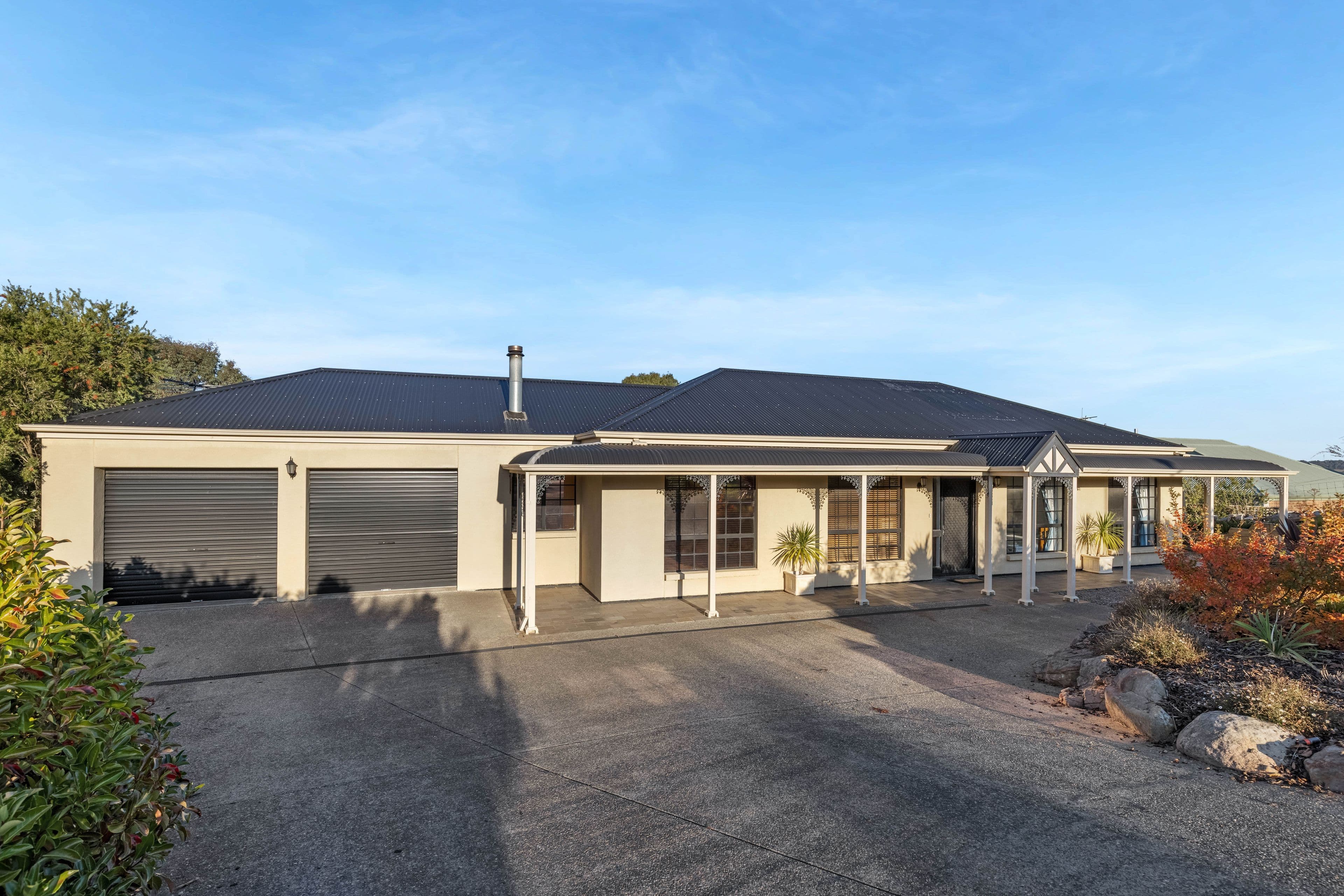 6 Schaefer Court, Mount Barker SA 5251, Mount Barker - Image 1