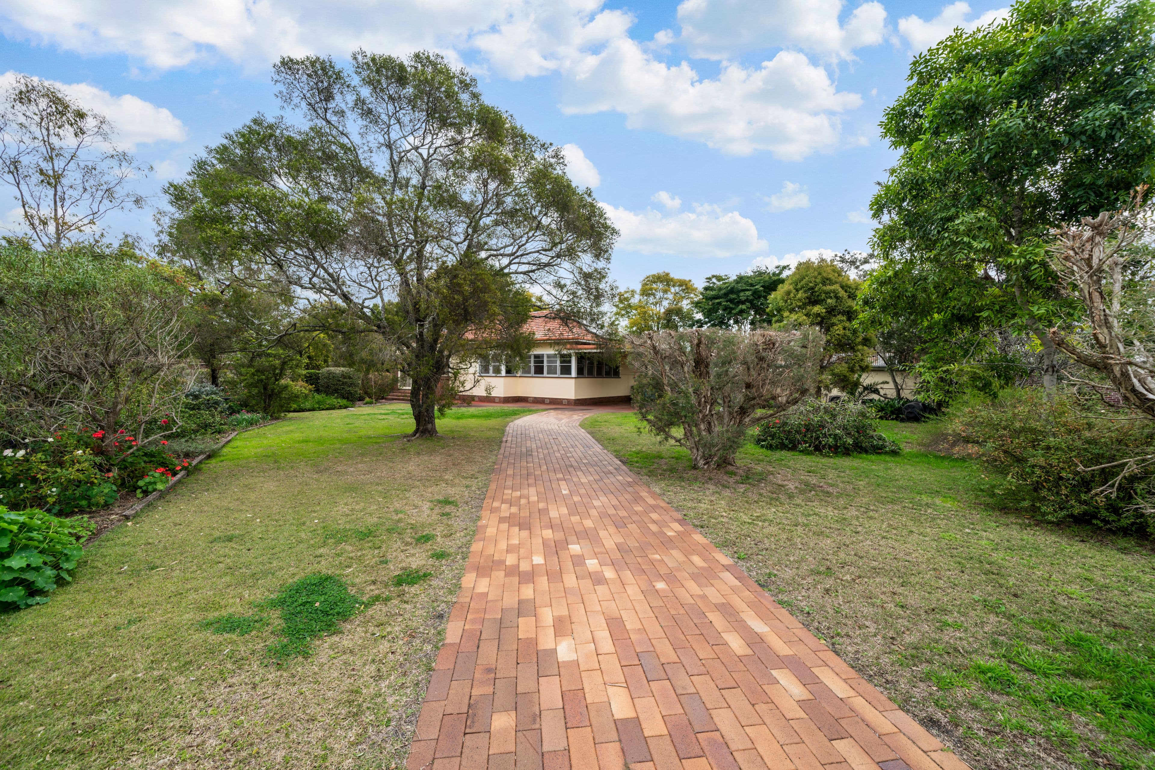 5 Holmes Street, Pittsworth QLD 4356, Pittsworth - Image 1