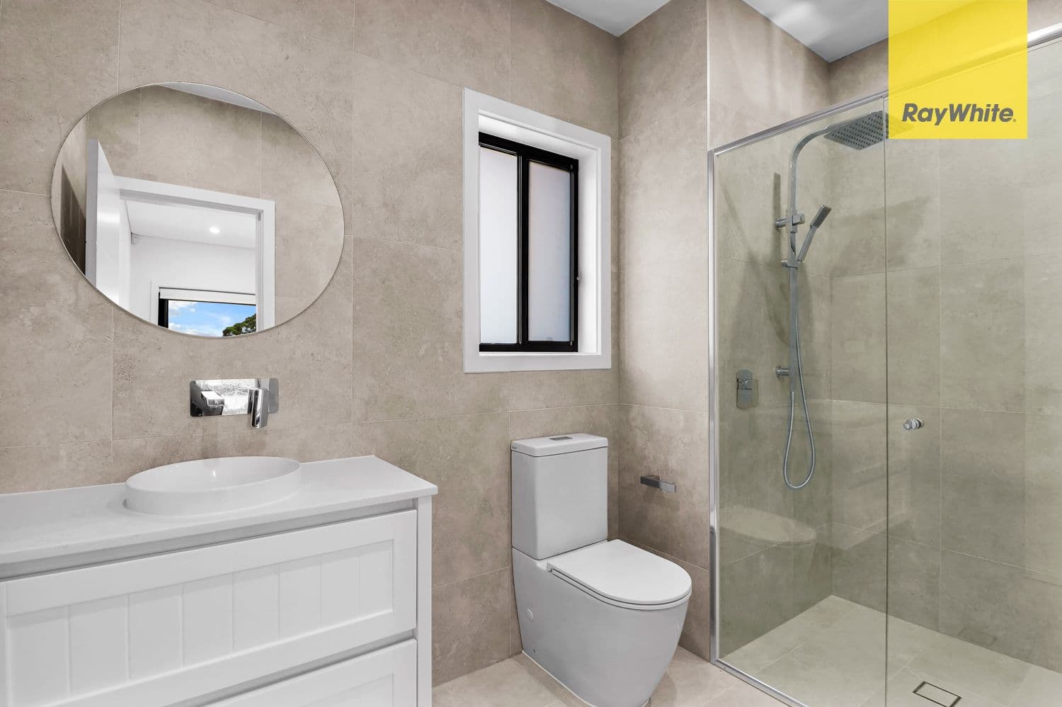 15 Learmonth Court, Hillcrest QLD 4118, Hillcrest - Thumbnail 7