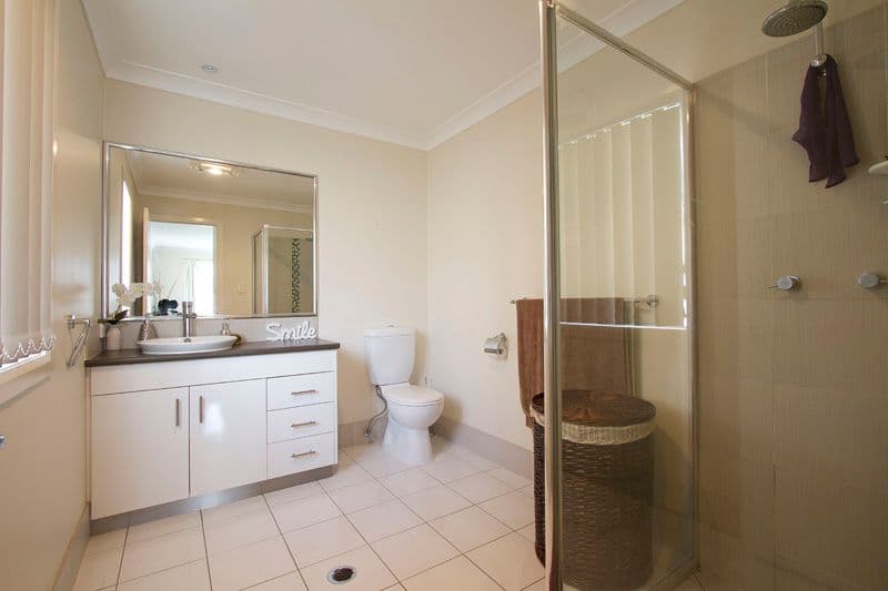 6 Barambah Street, GLENVALE QLD 4350, Glenvale - Thumbnail 8