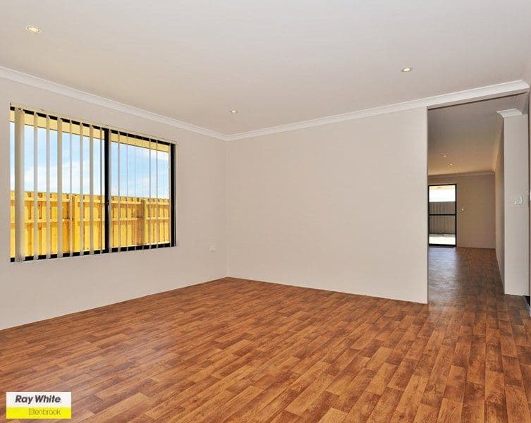 5 Addingham Drive, ELLENBROOK WA 6069, Ellenbrook - Thumbnail 2