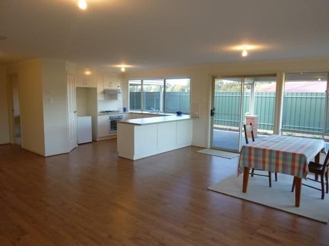 11 Pandappa Drive, CLARE SA 5453, Clare - Thumbnail 2