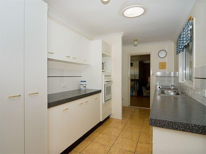 6 Rosa Court, CAMIRA QLD 4300, Camira - Thumbnail 4