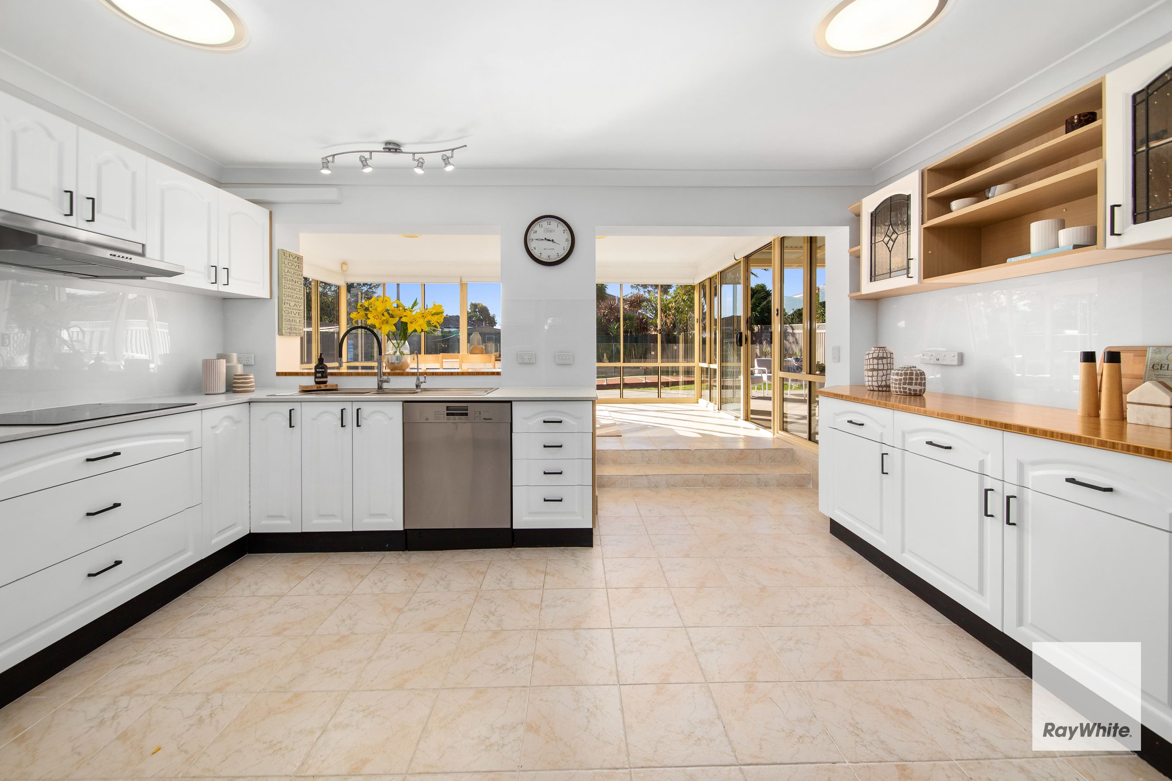 20 DALKEITH Avenue, Lake Albert, Lake Albert - Thumbnail 7