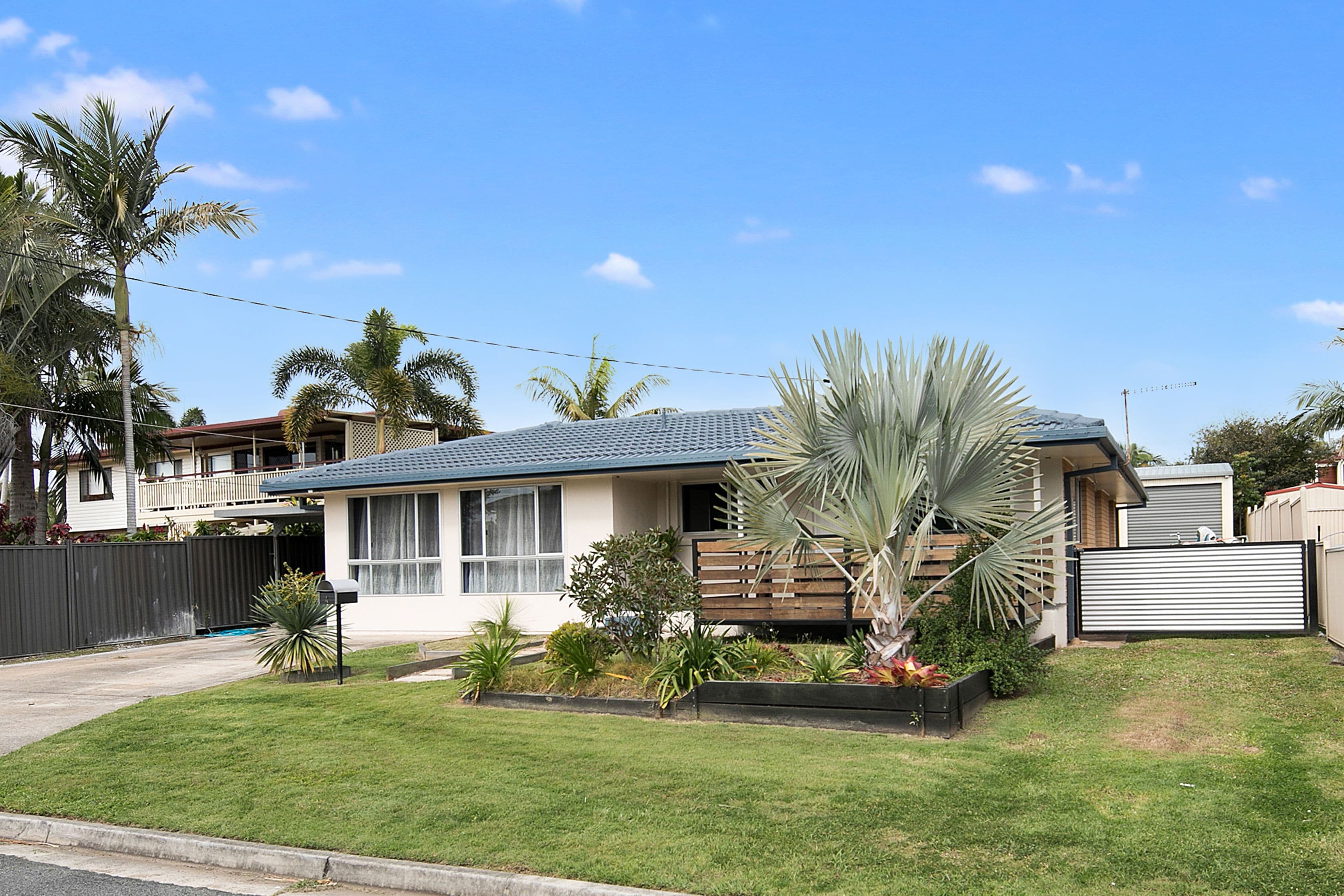 4 Moloii Crescent, Birkdale QLD 4159, Birkdale - Thumbnail 2