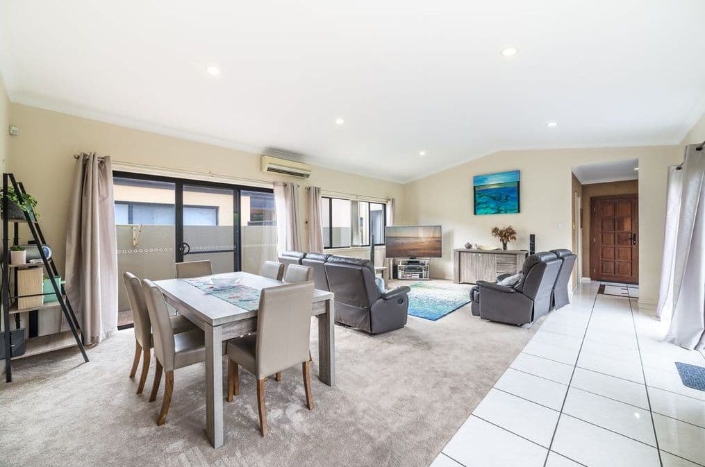 534 Oyster Cove Promenade, Helensvale QLD 4212, Helensvale - Thumbnail 8