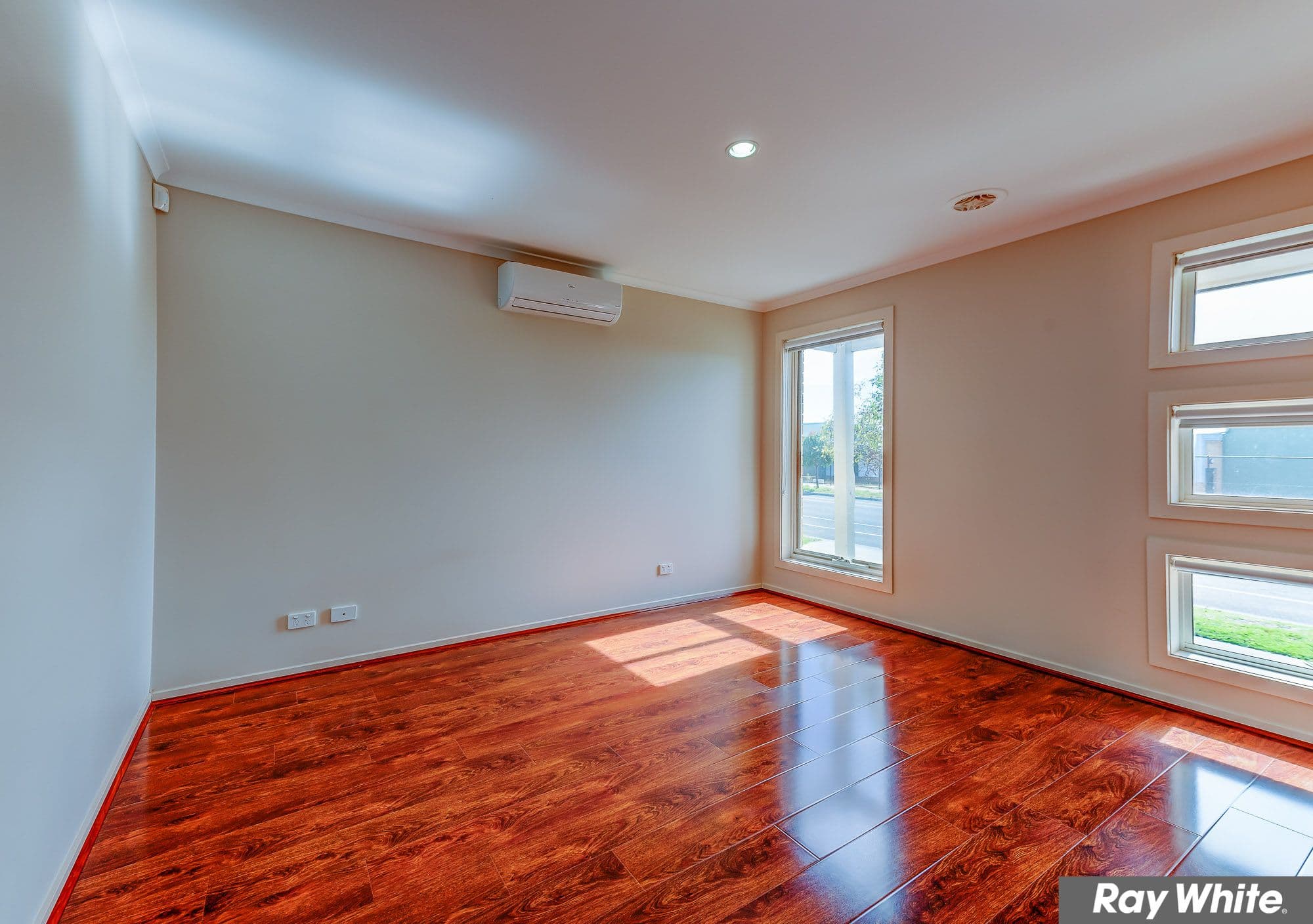25 Rifflebird Drive, Tarneit VIC 3029, Tarneit - Thumbnail 4