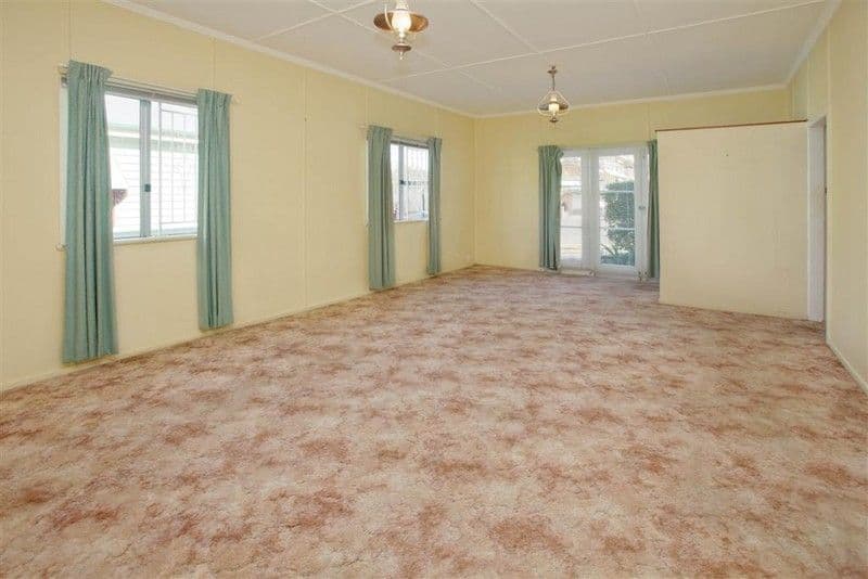 12 Dowar Street, COORPAROO QLD 4151, Coorparoo - Thumbnail 2