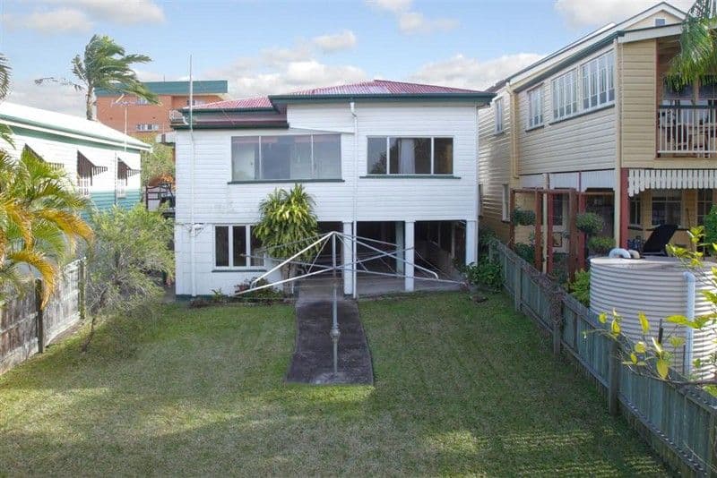 12 Dowar Street, COORPAROO QLD 4151, Coorparoo - Thumbnail 6