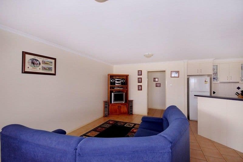 4 Scullin Street, MIDDLE RIDGE QLD 4350, Middle Ridge - Thumbnail 3