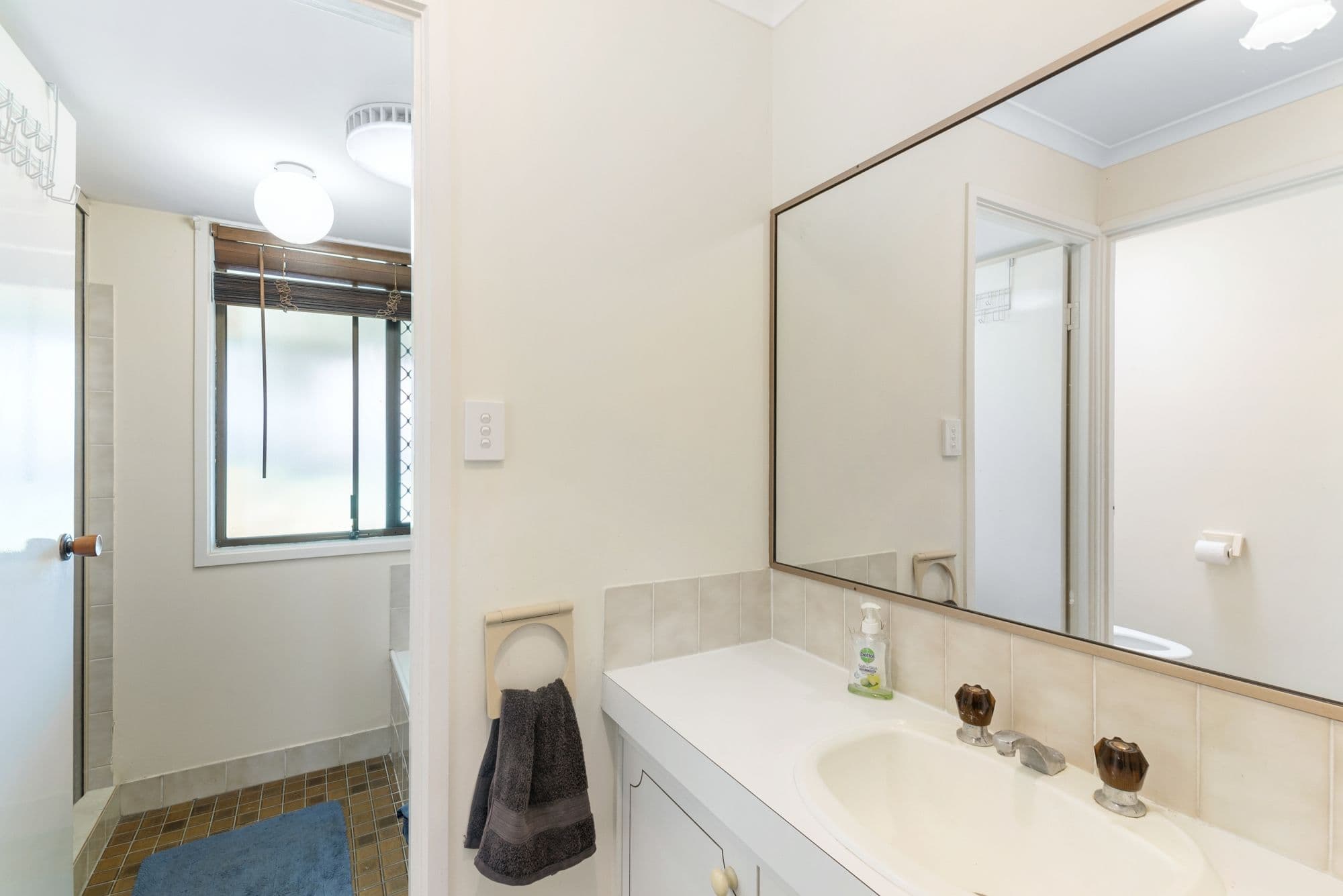 12 Lindsay Street, Rothwell QLD 4022, Rothwell - Thumbnail 4