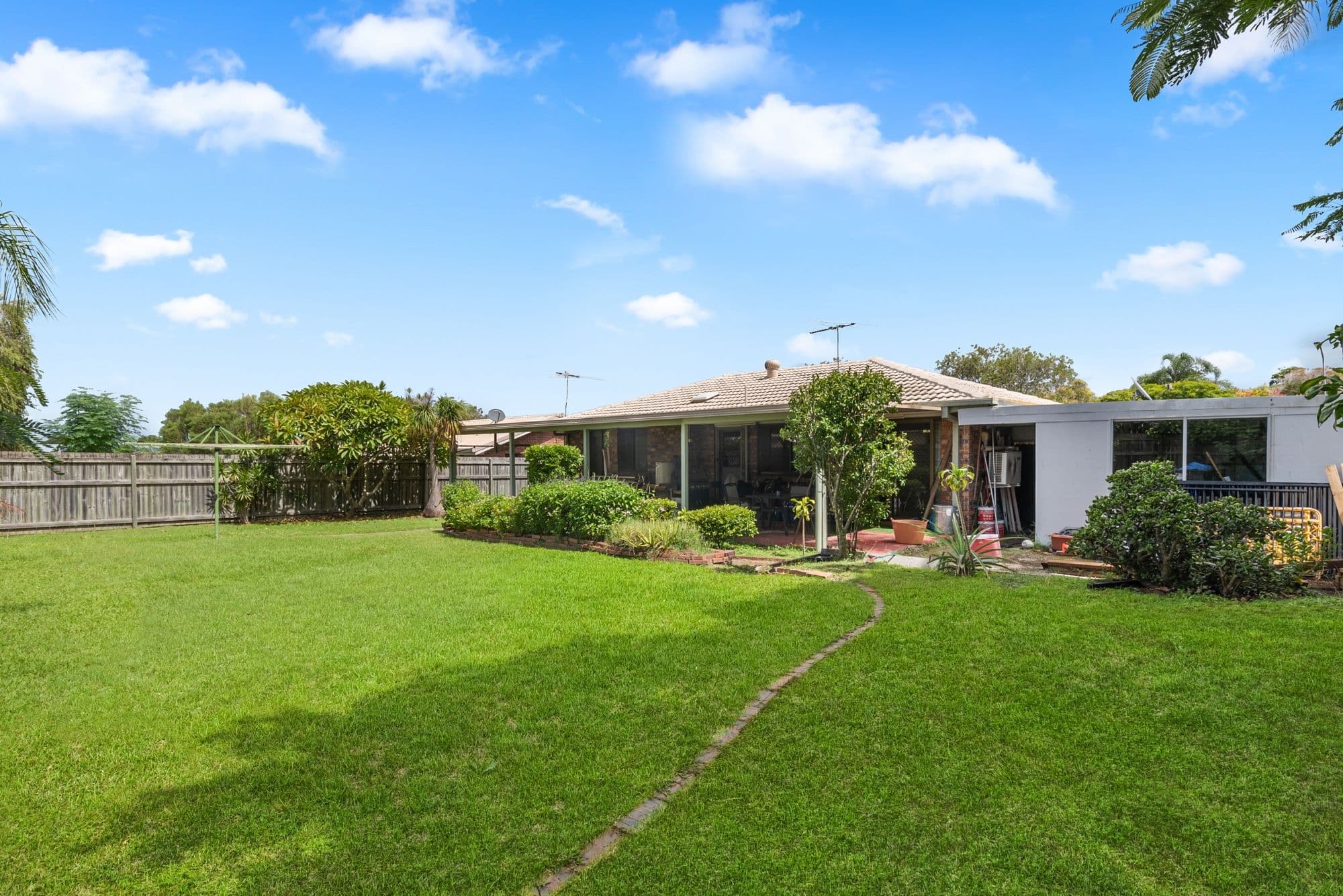 12 Lindsay Street, Rothwell QLD 4022, Rothwell - Thumbnail 8
