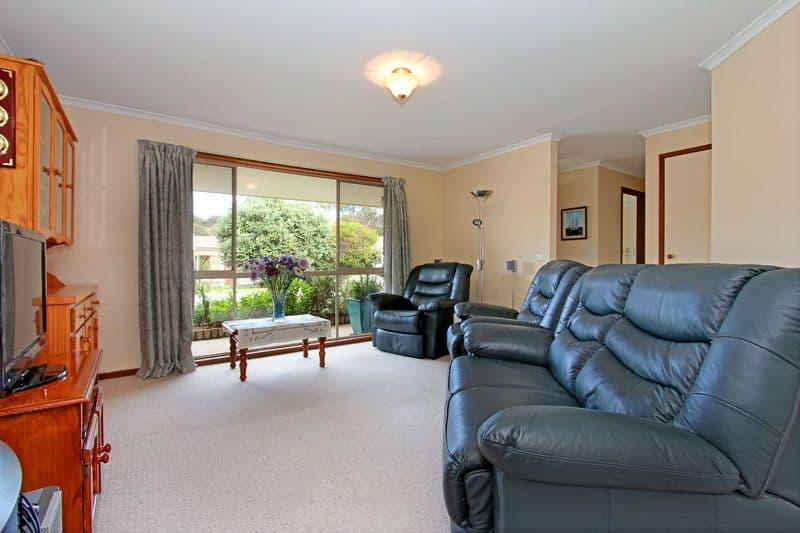 21 Howqua Drive, ROSEBUD VIC 3939, Rosebud - Thumbnail 3