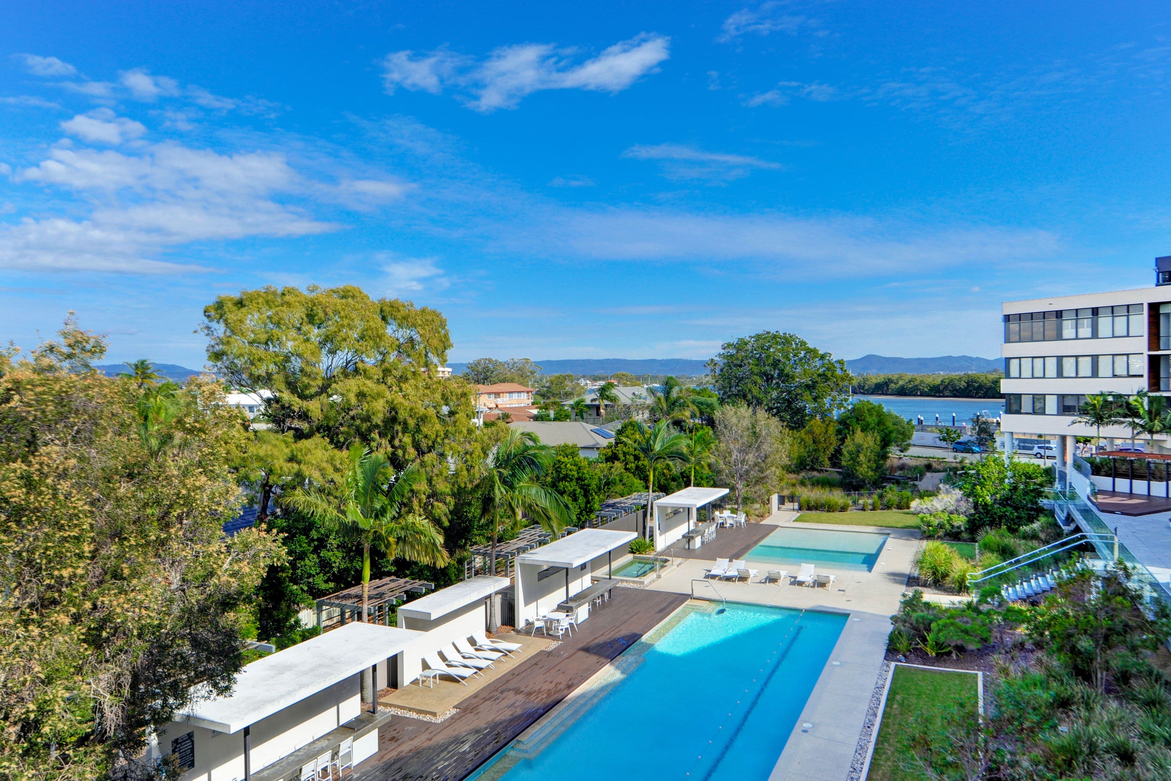 1 Sunset Avenue, Paradise Point QLD 4216, Paradise Point - Thumbnail 4