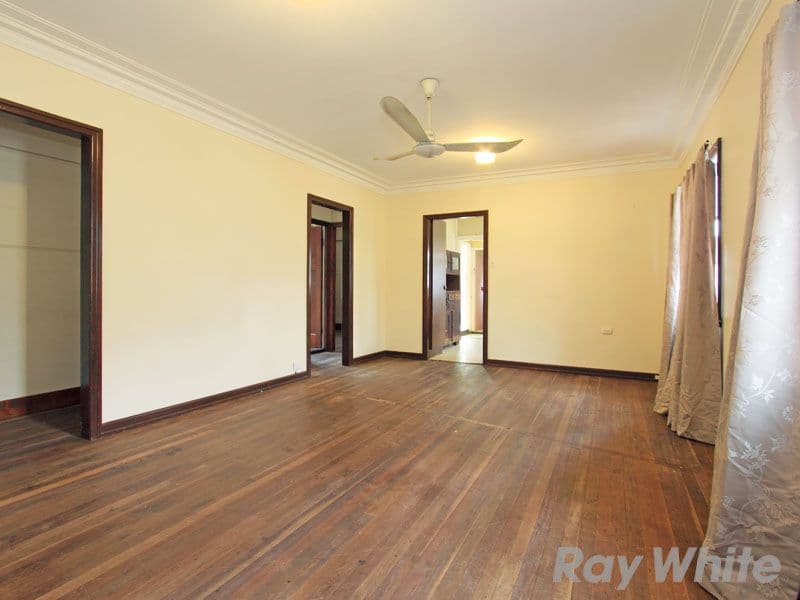 49 Jardine Street, KEDRON QLD 4031, Kedron - Thumbnail 2