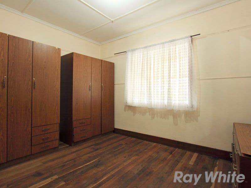49 Jardine Street, KEDRON QLD 4031, Kedron - Thumbnail 7