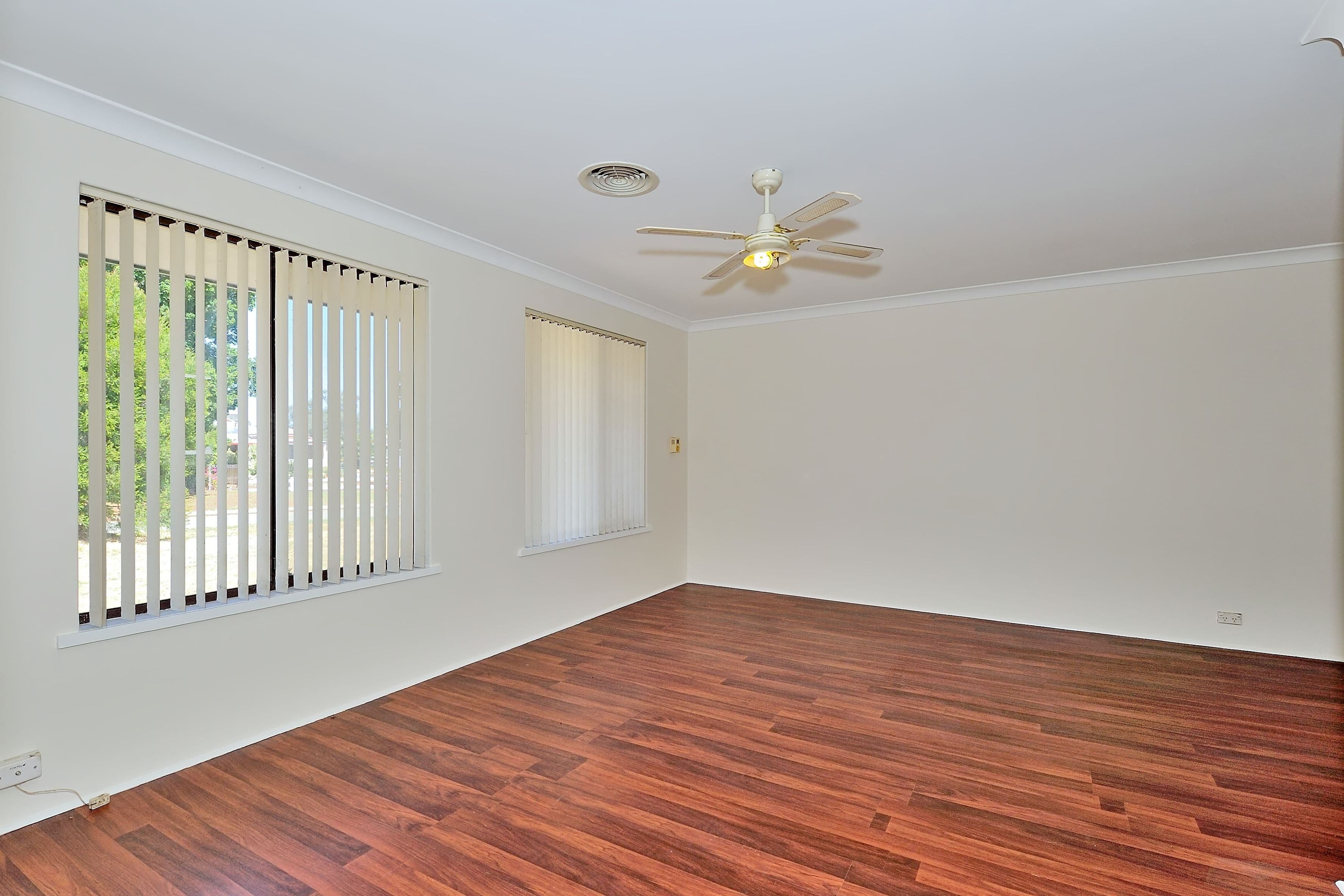 37 Deanhead Street, Bullsbrook WA 6084, Bullsbrook - Thumbnail 2