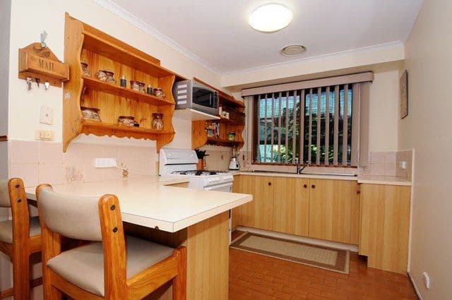 42 Sanderling Street, WERRIBEE VIC 3030, Werribee - Thumbnail 2