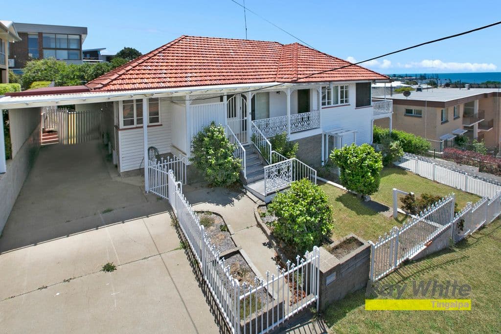 11 Kooralgin Street, Manly QLD 4179, Manly - Image 1