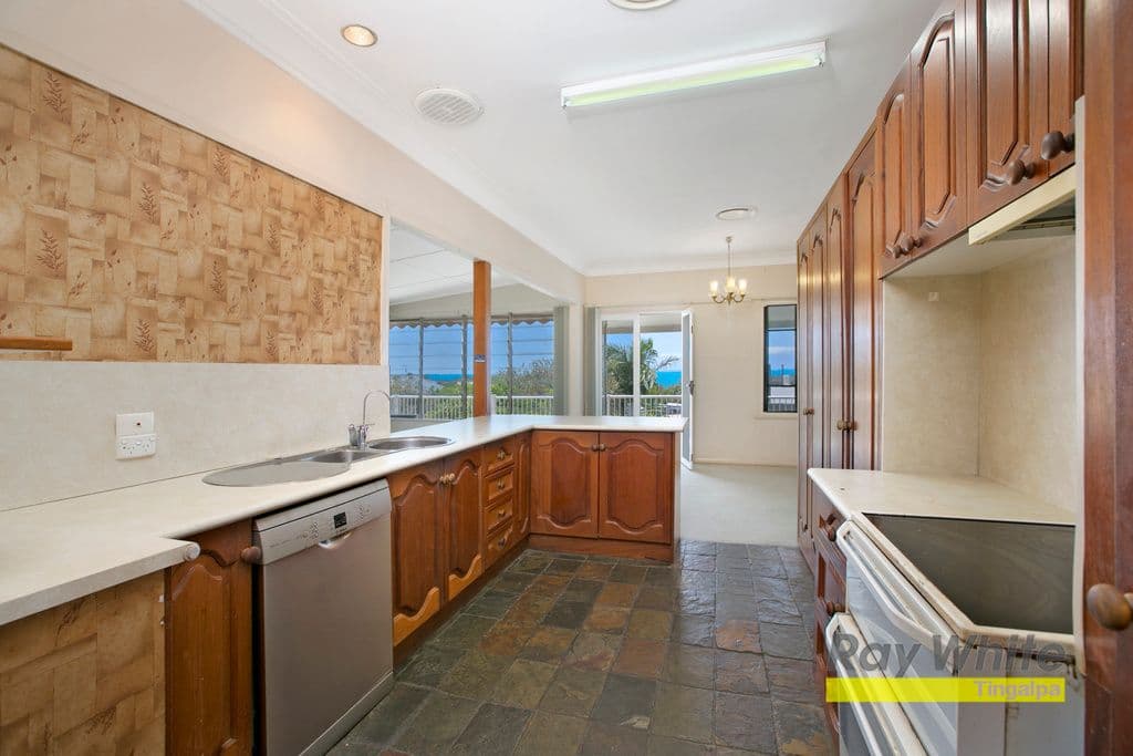 11 Kooralgin Street, Manly QLD 4179, Manly - Thumbnail 6