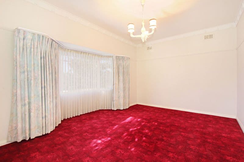 40 Kinlock Avenue, MURRUMBEENA VIC 3163, Murrumbeena - Thumbnail 2