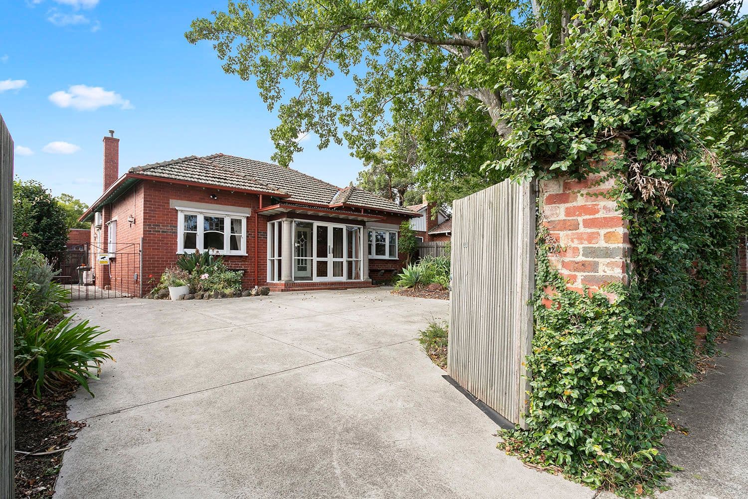 55 Highett Road, Hampton VIC 3188, Hampton - Thumbnail 2