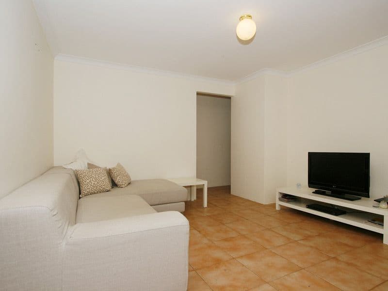 190 Warton Road, HUNTINGDALE WA 6110, Huntingdale - Thumbnail 4