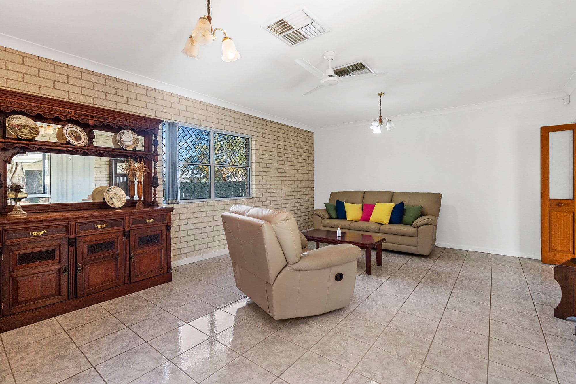 19 Mindona Street, Wishart QLD 4122, Wishart - Thumbnail 6