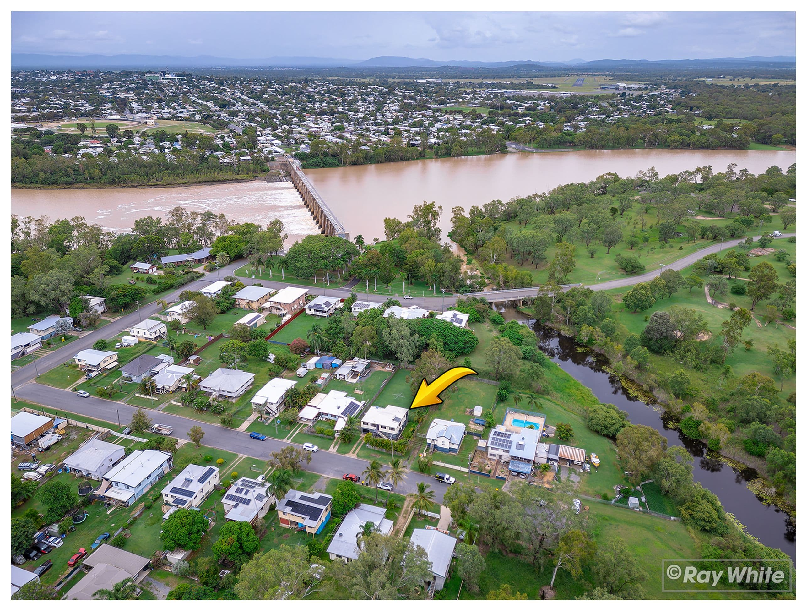 13 Werner Street, Park Avenue QLD 4701, Park Avenue - Thumbnail 3
