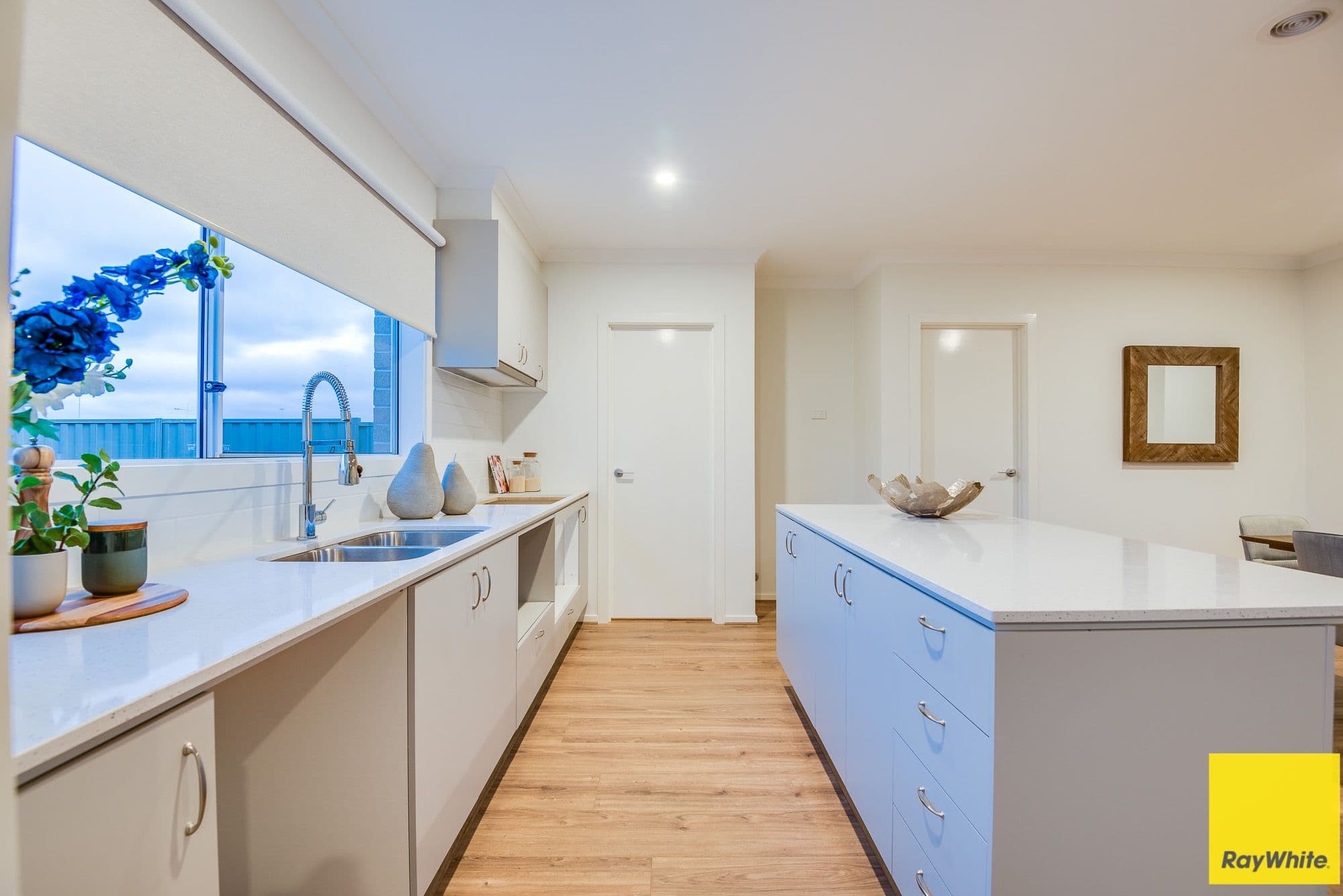 24 Nira Drive, Sunbury VIC 3429, Sunbury - Thumbnail 5