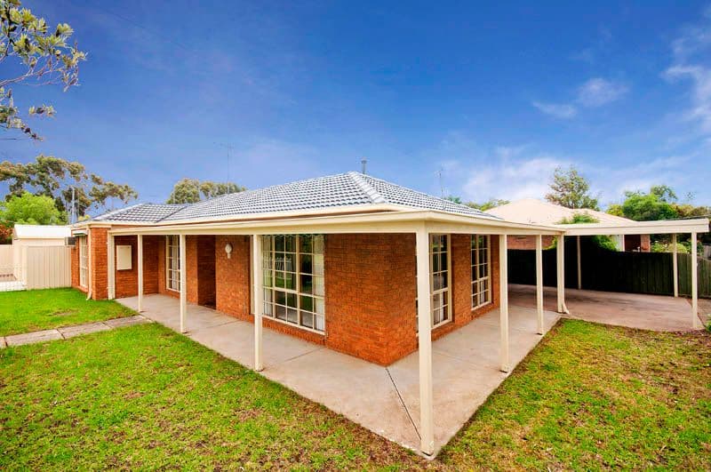 9 Brunel Close, LARA VIC 3212, Lara - Image 1