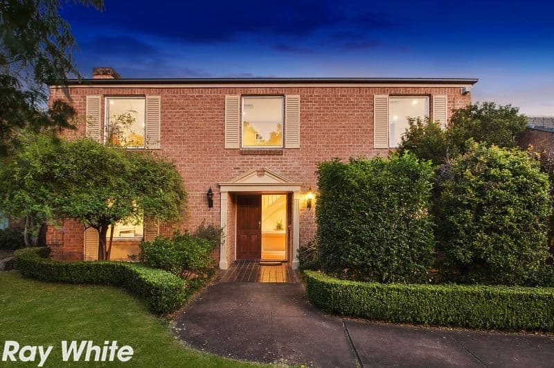 25 Gilbert Road, Castle Hill - Image 1