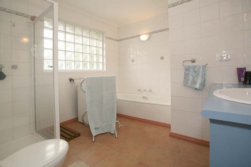 36 Excalibur Avenue, GLEN WAVERLEY VIC 3150, Glen Waverley - Thumbnail 8