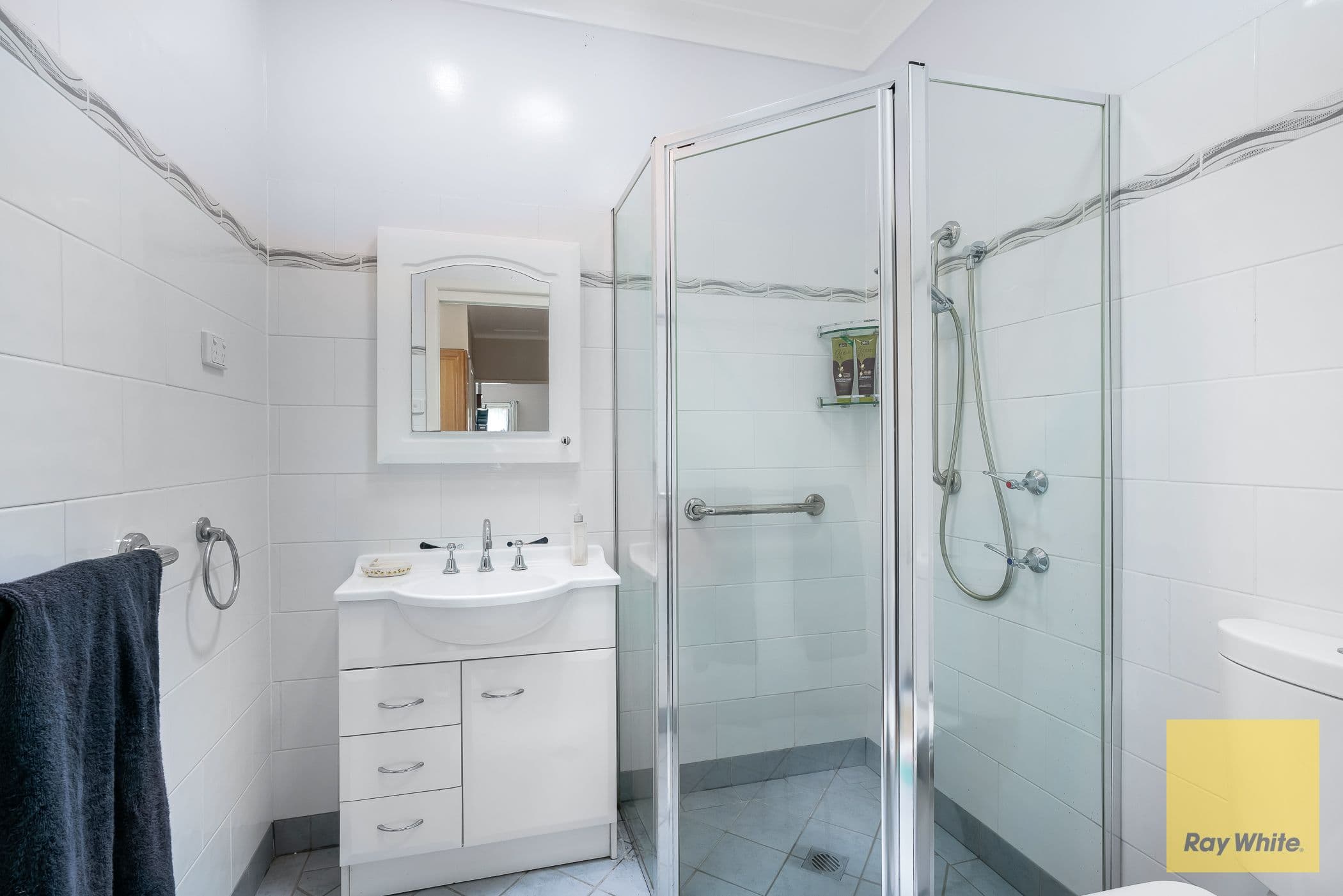 11 Moana Street, Woy Woy NSW 2256, Woy Woy - Thumbnail 7