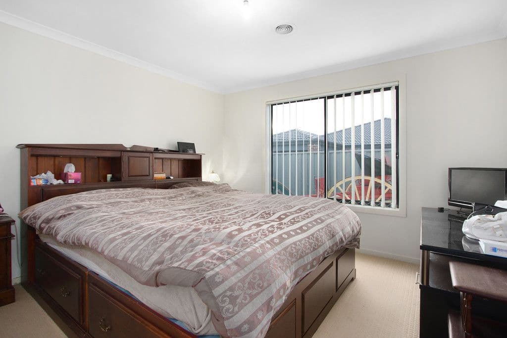 3 Bowyer Avenue, Cranbourne East VIC 3977, Cranbourne East - Thumbnail 4