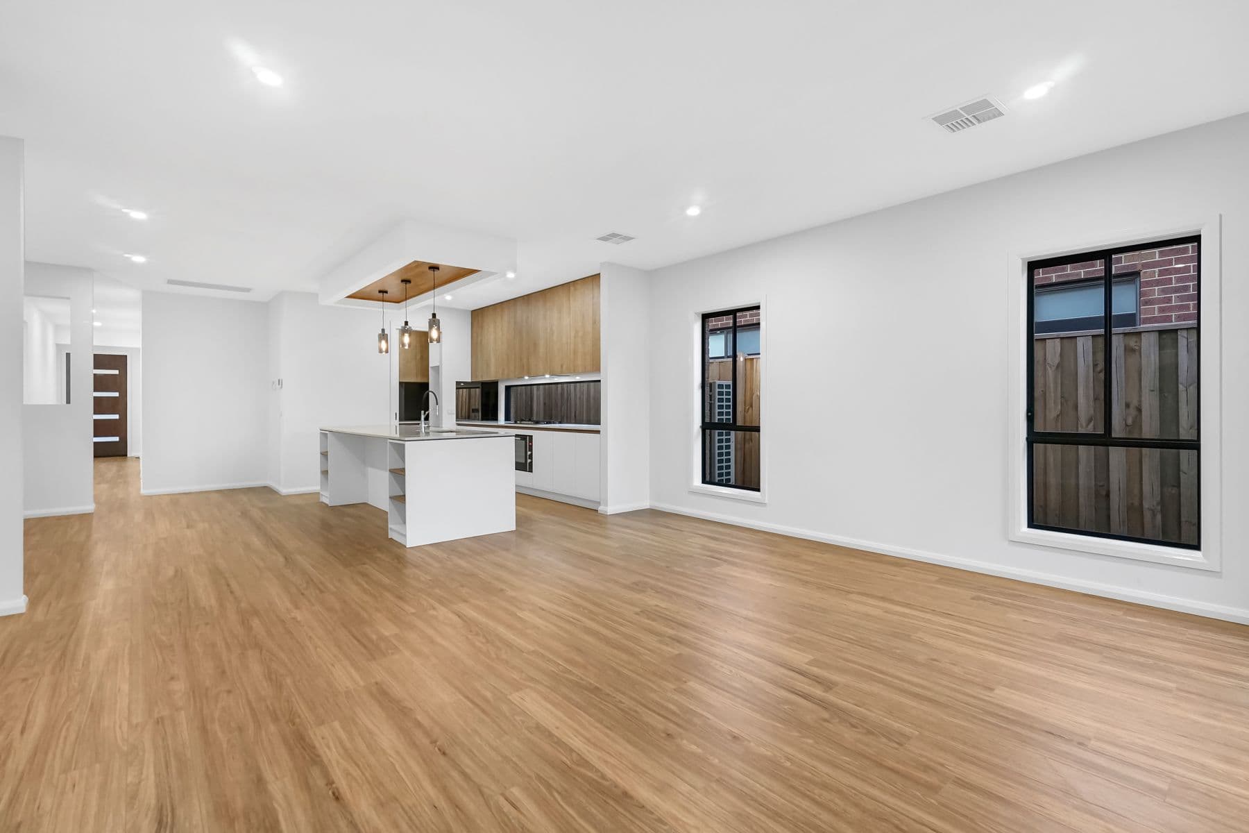 72 Walkside Boulevard, Fraser Rise VIC 3336, Fraser Rise - Thumbnail 5