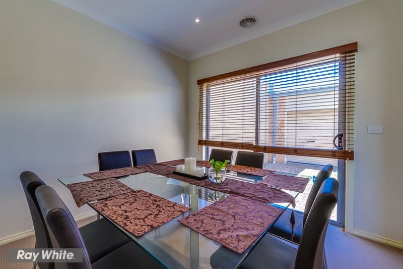 12 Cheviot Drive, Truganina VIC 3029, Truganina - Thumbnail 6