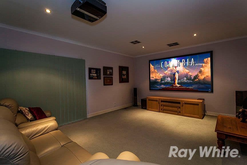 50 Candlebark Quadrant, Rowville VIC 3178, Rowville - Thumbnail 3