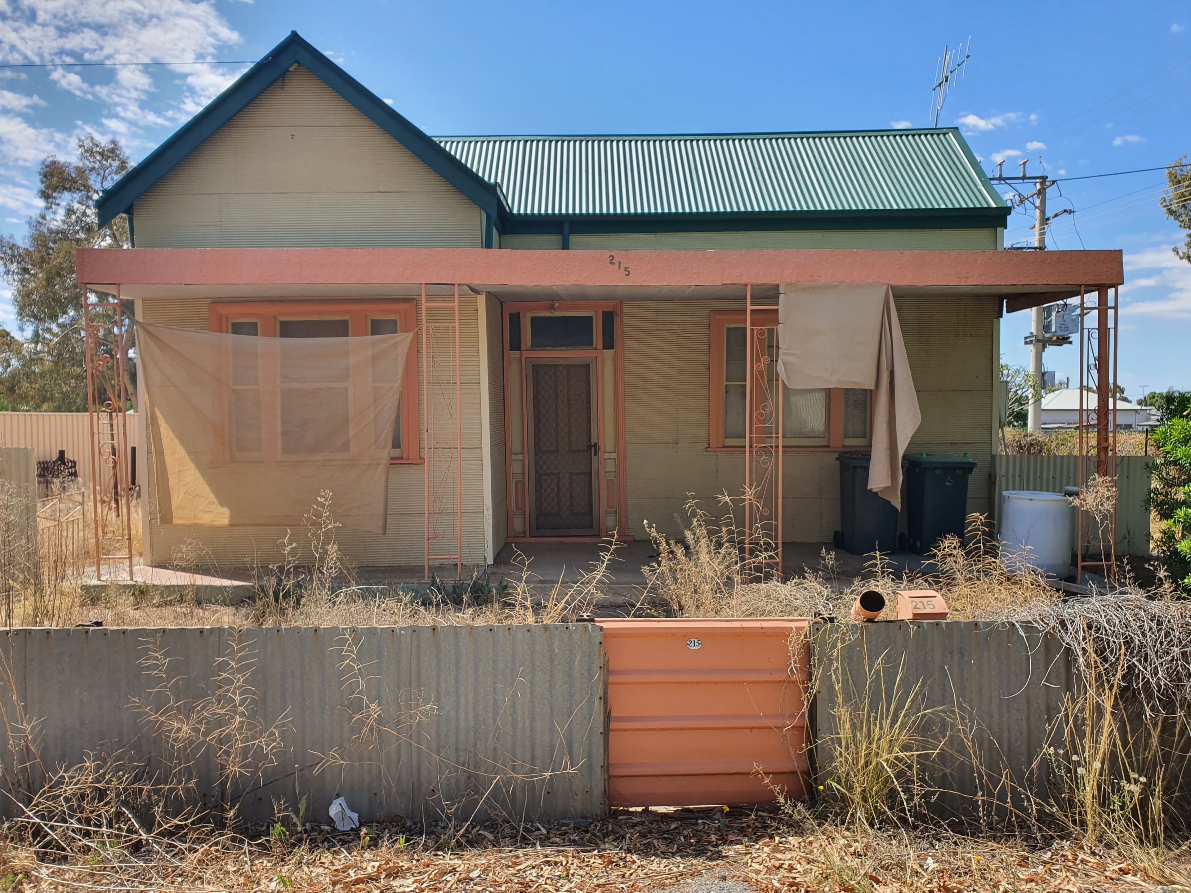 215 Eyre Street, Broken Hill NSW 2880, Broken Hill - Image 1